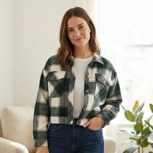 Tracies Green & White Cropped Flannel SM